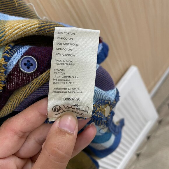 We The Free Blue Plaid top size Large - Picture 4 of 5